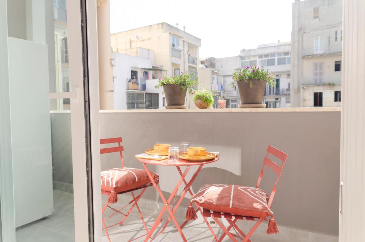 Apulialux Garruba Cozy Apt & Parking Bari Exterior photo